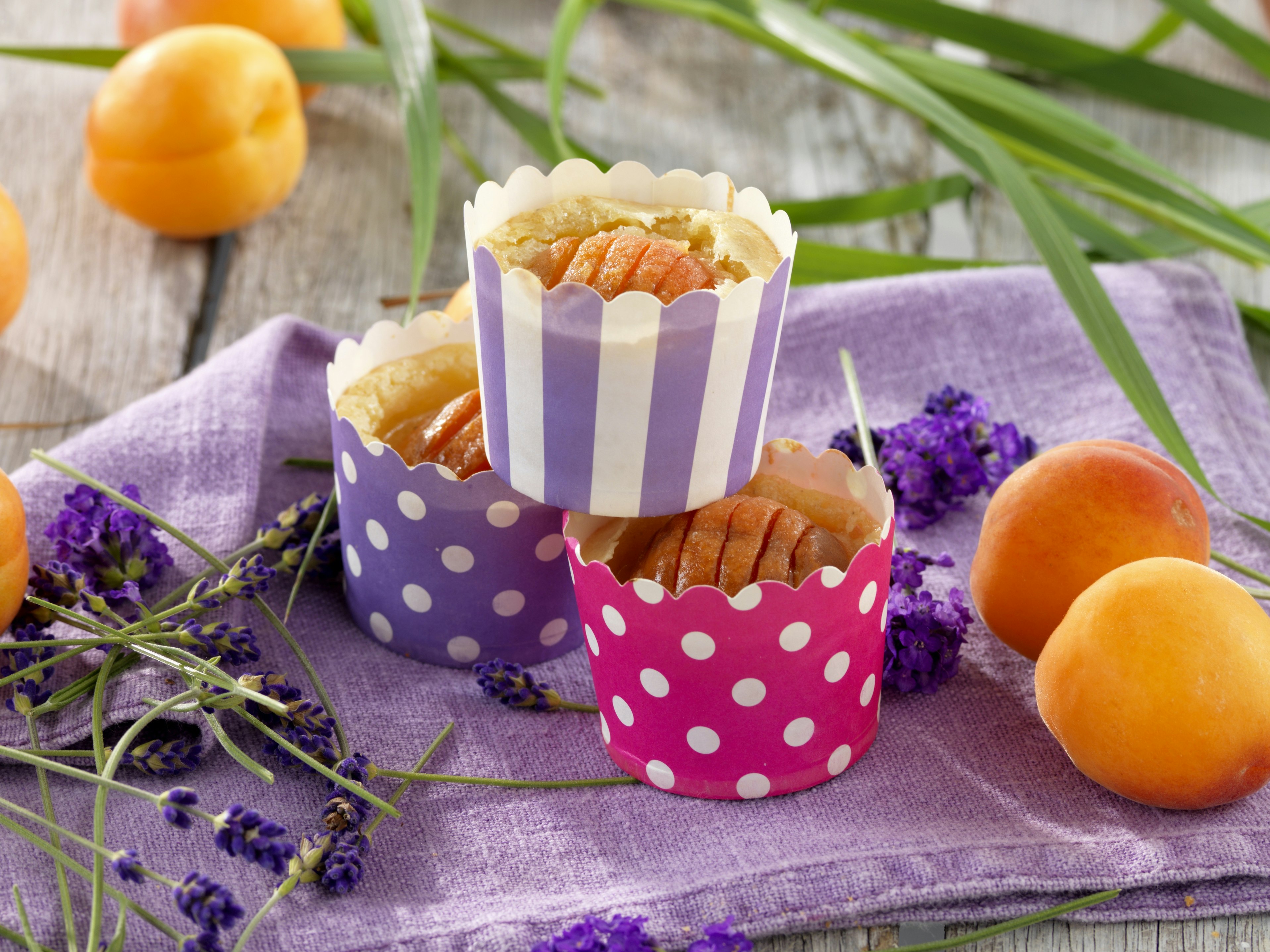 Minikladdkakor med aprikoser