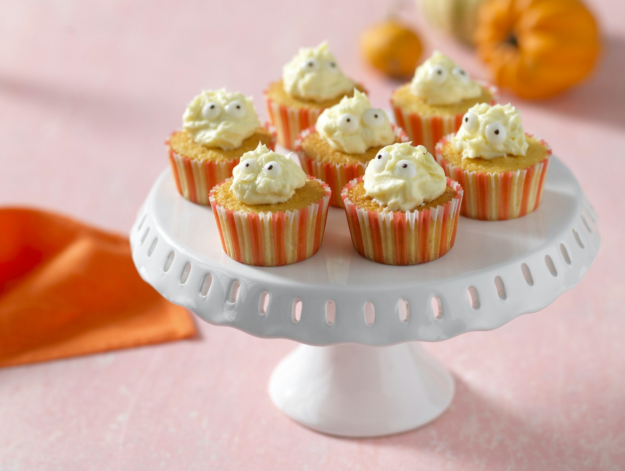 Monstermuffins med vit choklad