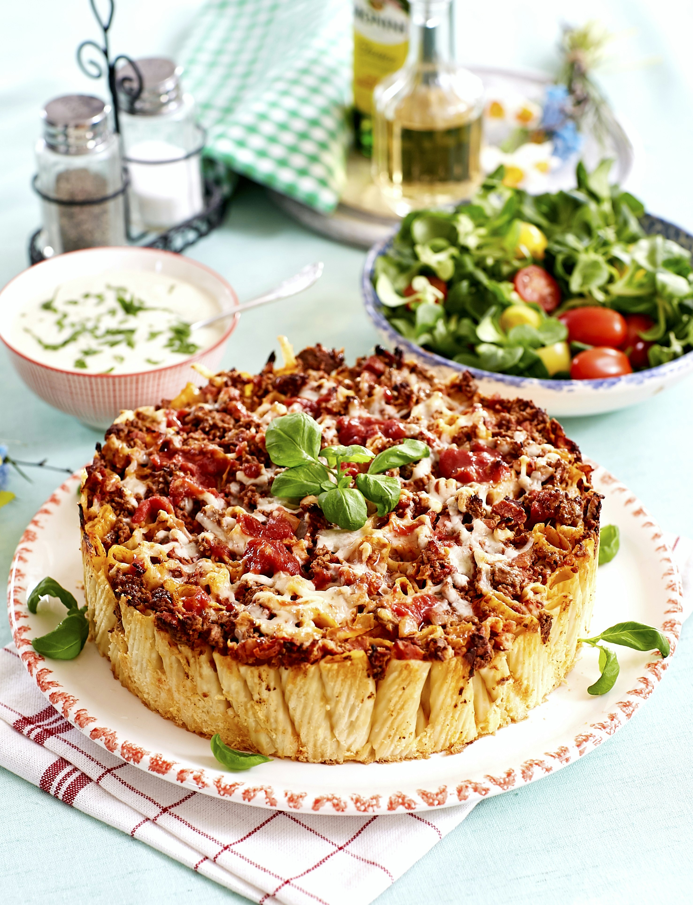 Pastapaj med bacon och färs