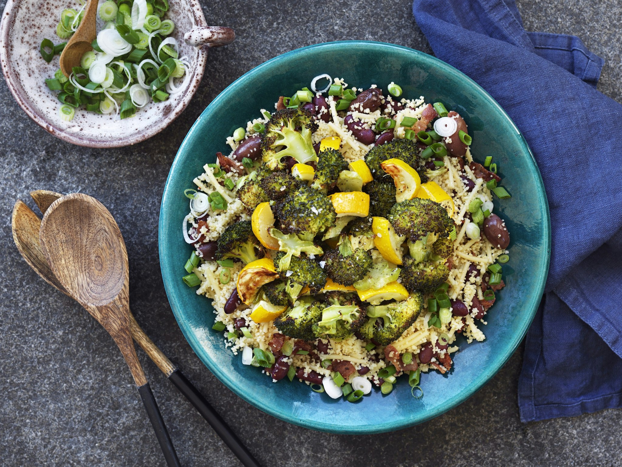 Pastasallad med rostad broccoli och couscous