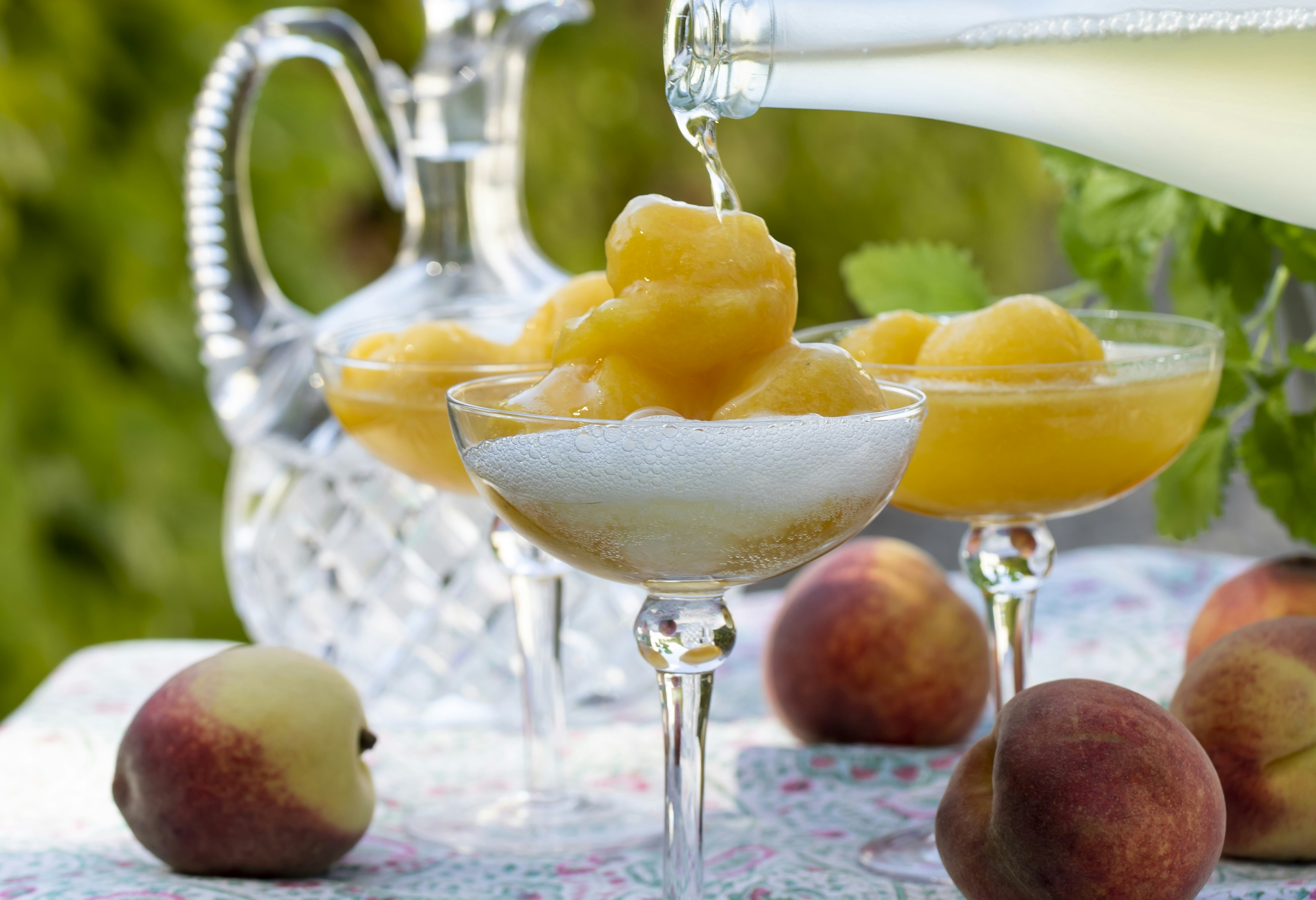 Peach bellinisorbet