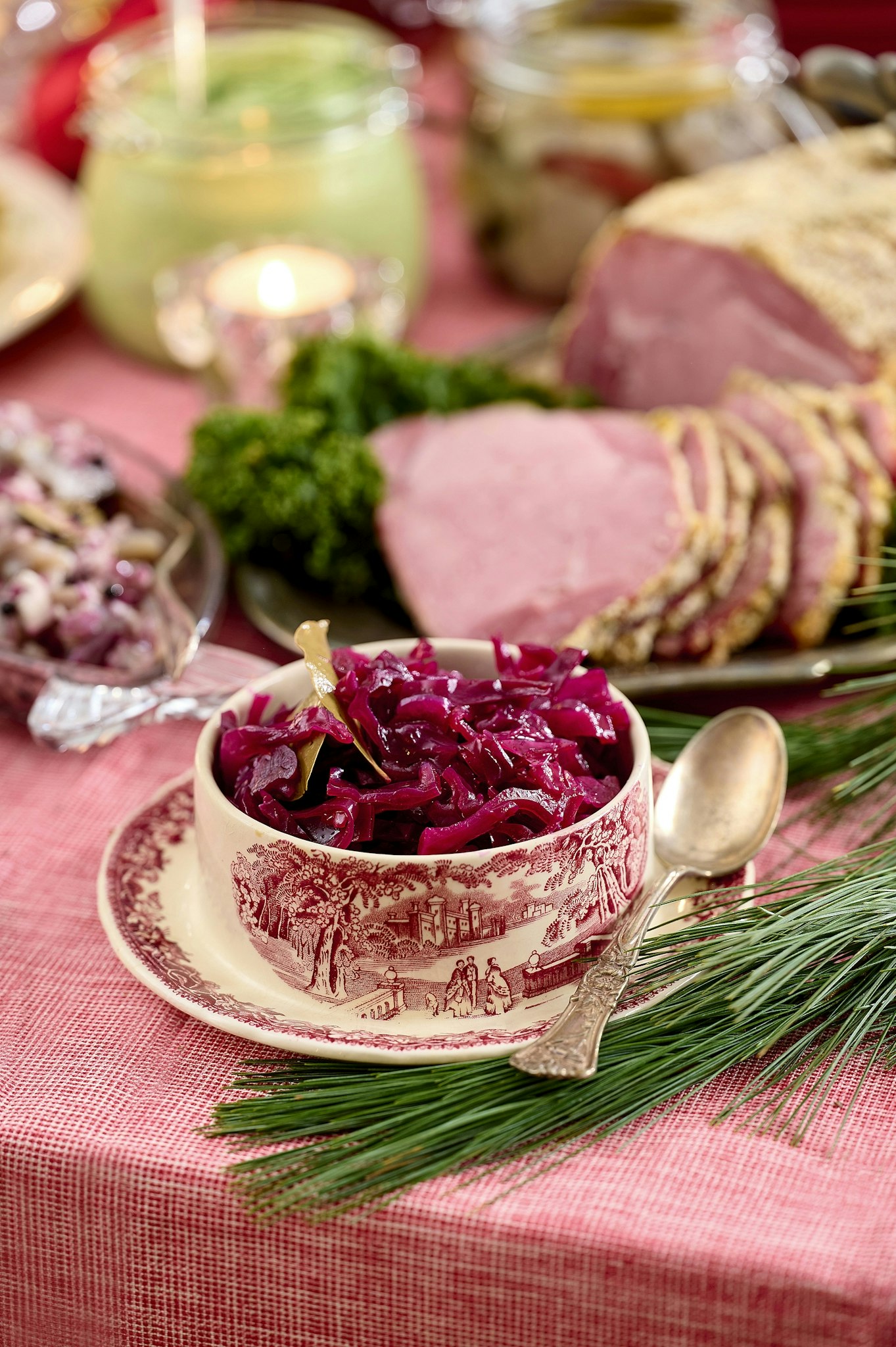 Picklad och inkokt rödkål