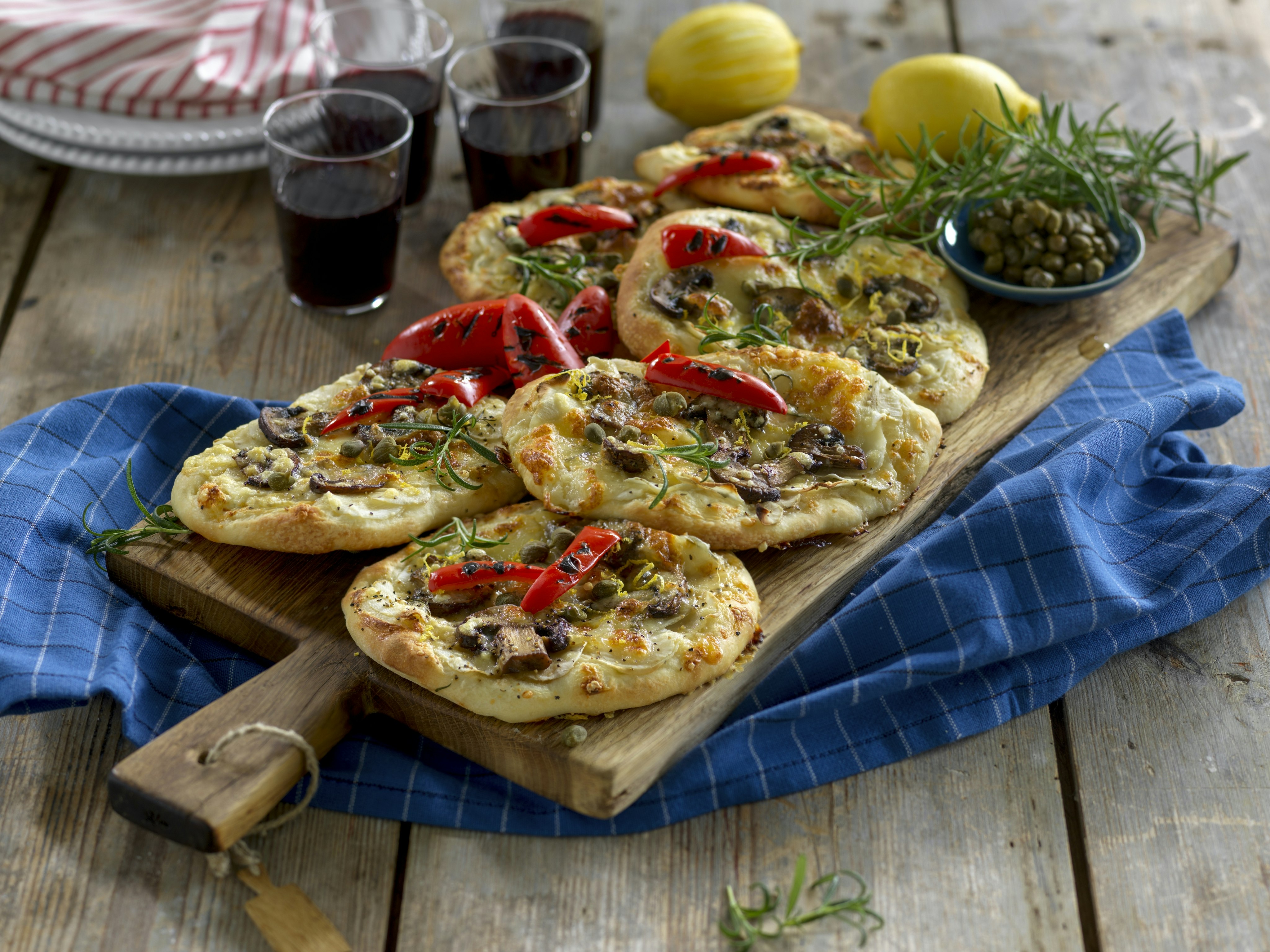 Pizza bianca med svamp