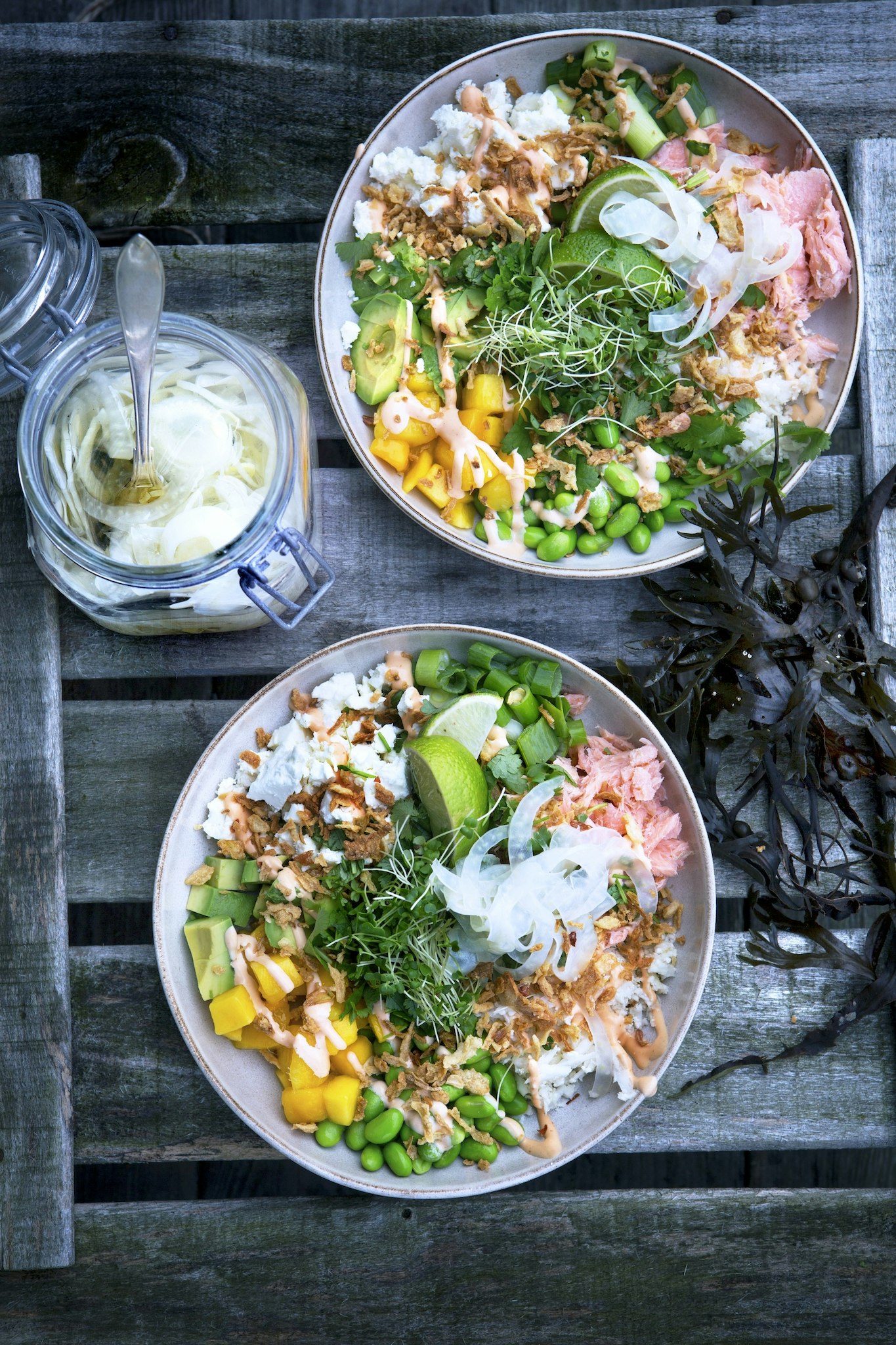 Poké Bowl Med Varmrökt Lax