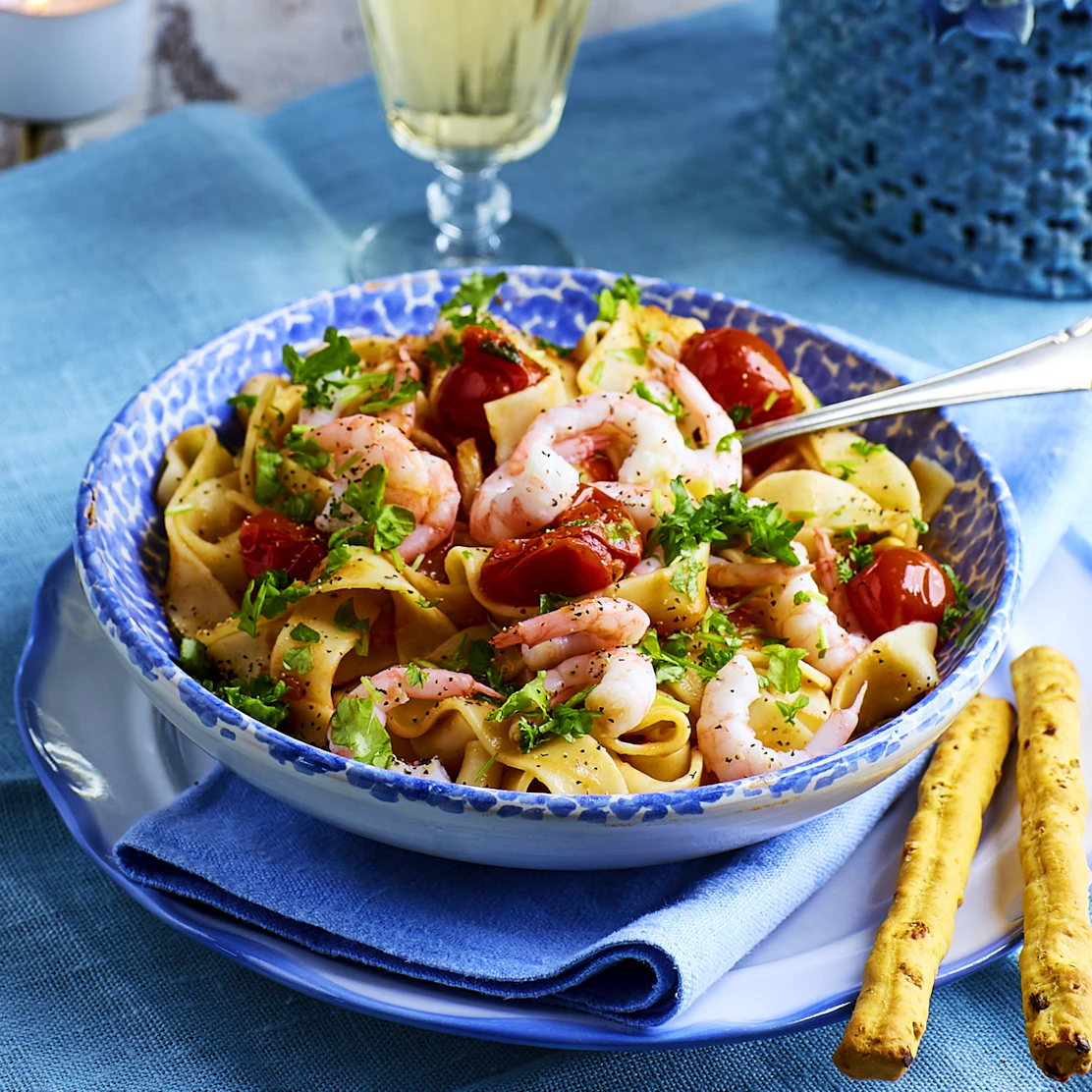 Heta räkor med vitlök, chili och persilja