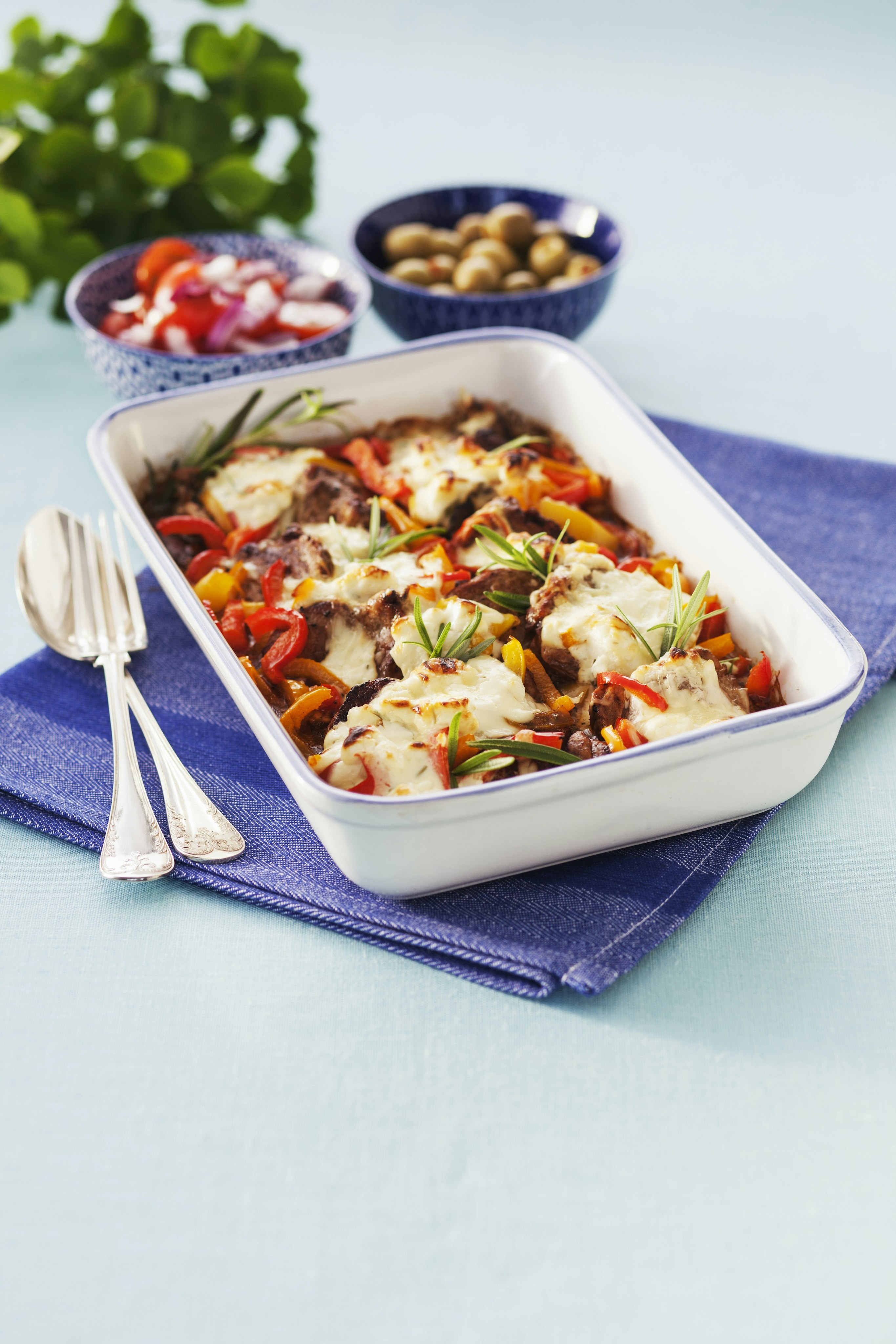 Fläskfilégratäng med paprika och fetaost