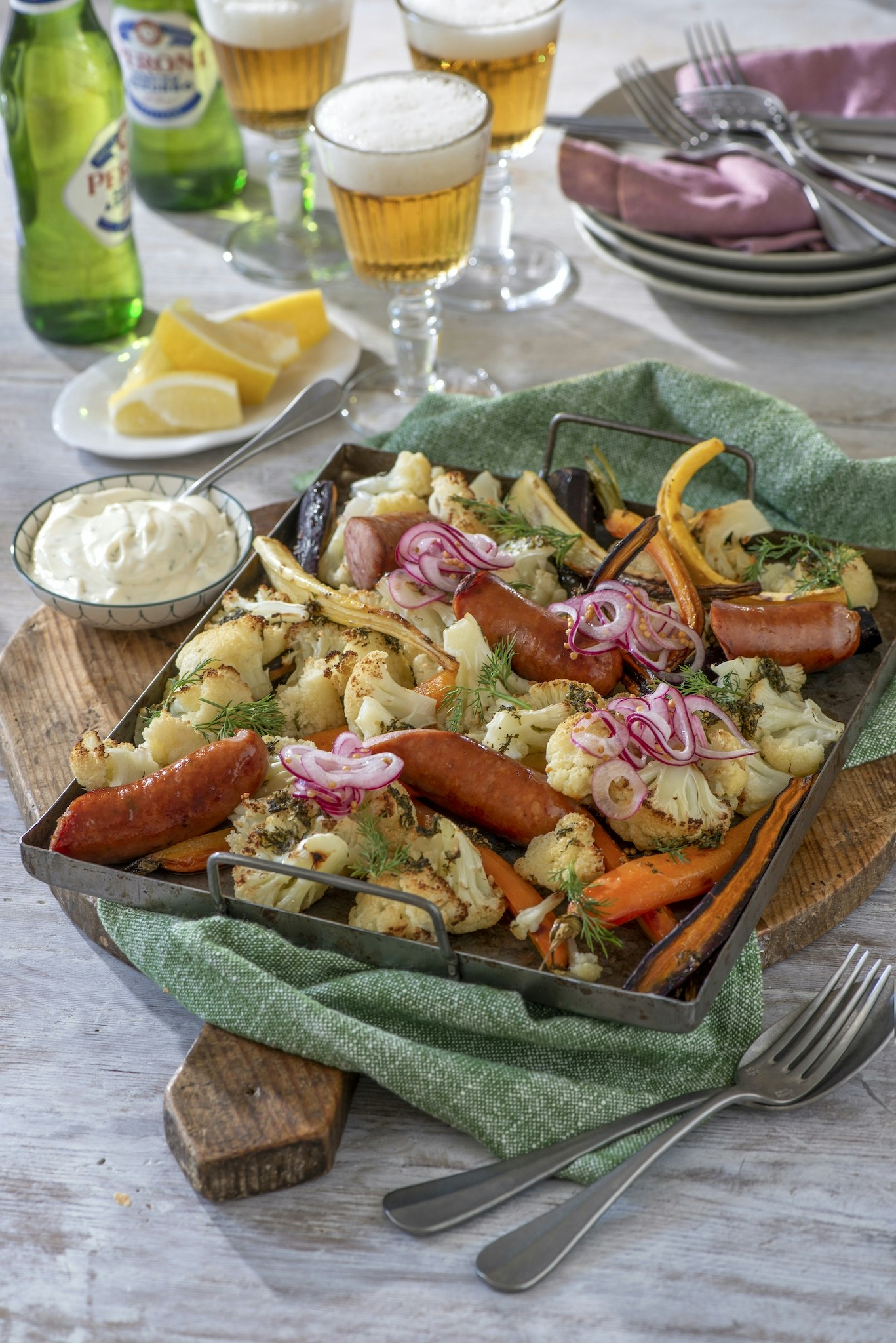 Rostad blomkål med kryddig korv