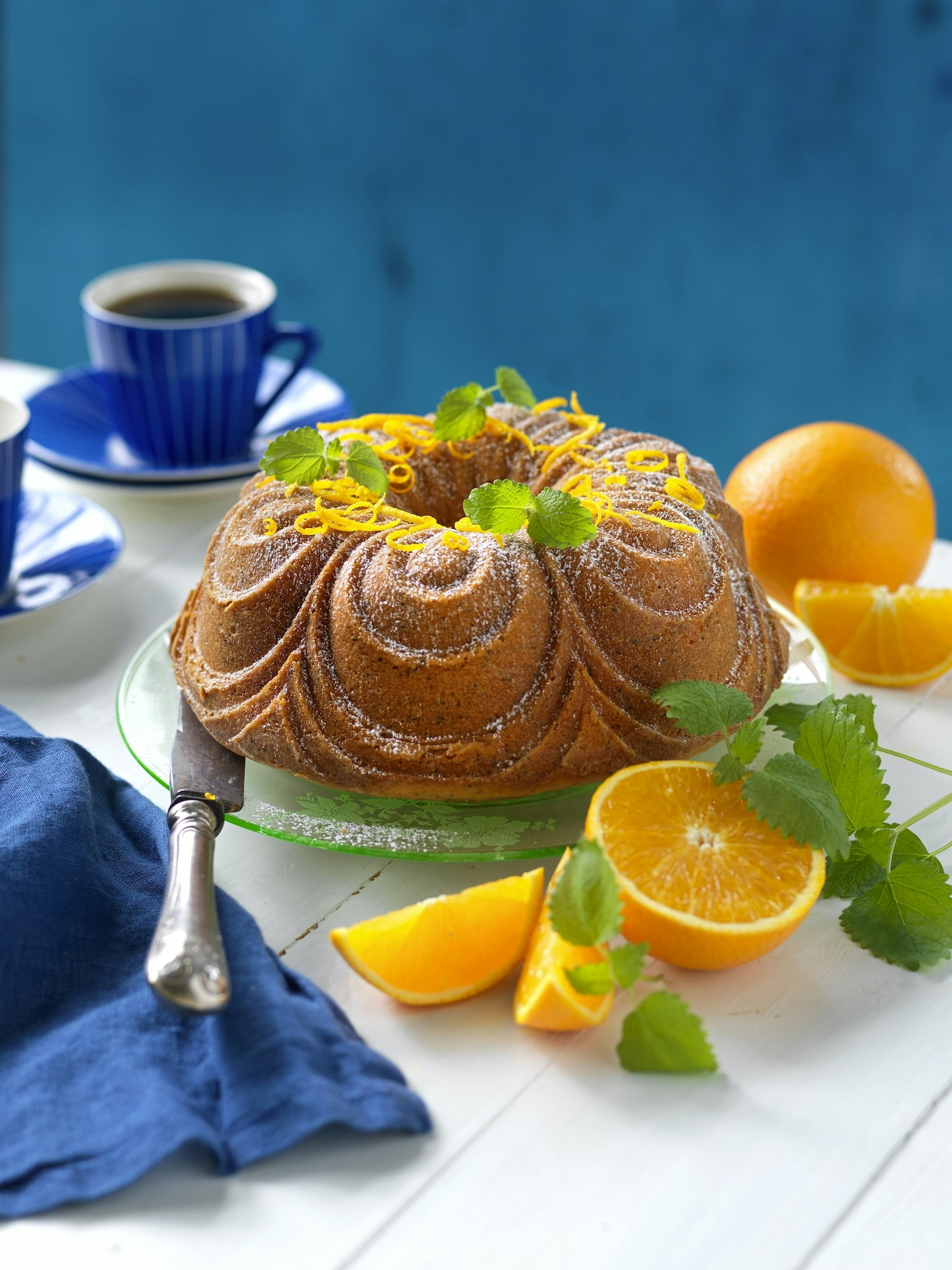 Saftig apelsinkaka med vallmofrön