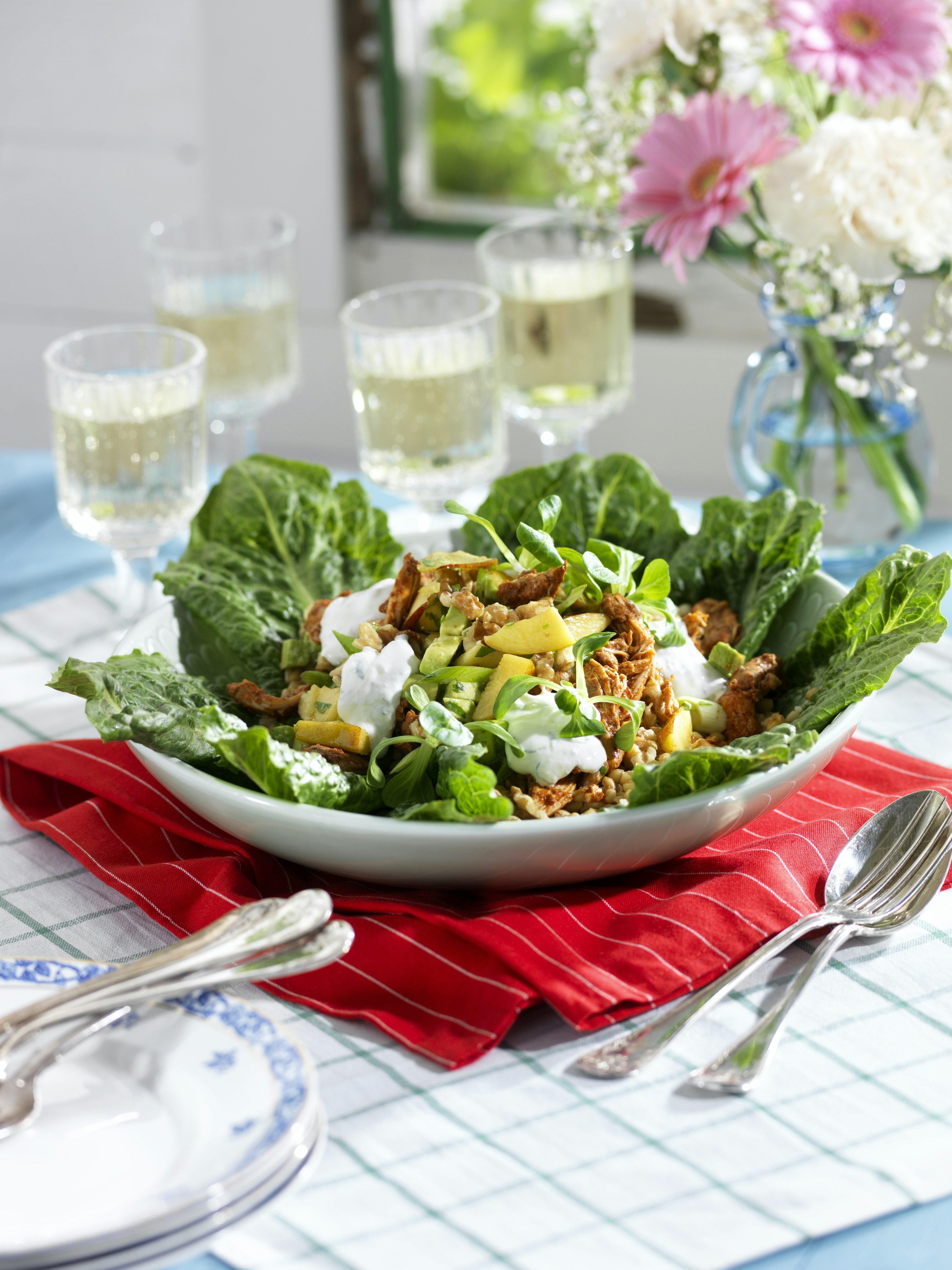 Sallad med fetaostkräm