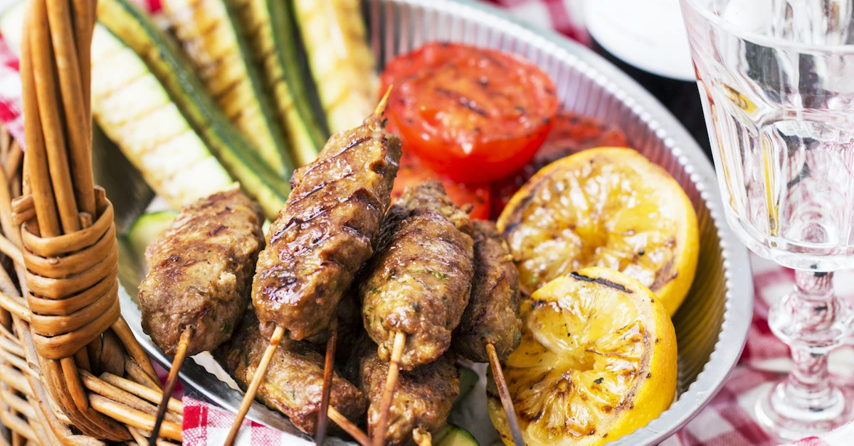 Shish Kebab Med Grillad Tomat Citron Och Squash shish-kebab-med-grillad-tomat-citron-och-squash