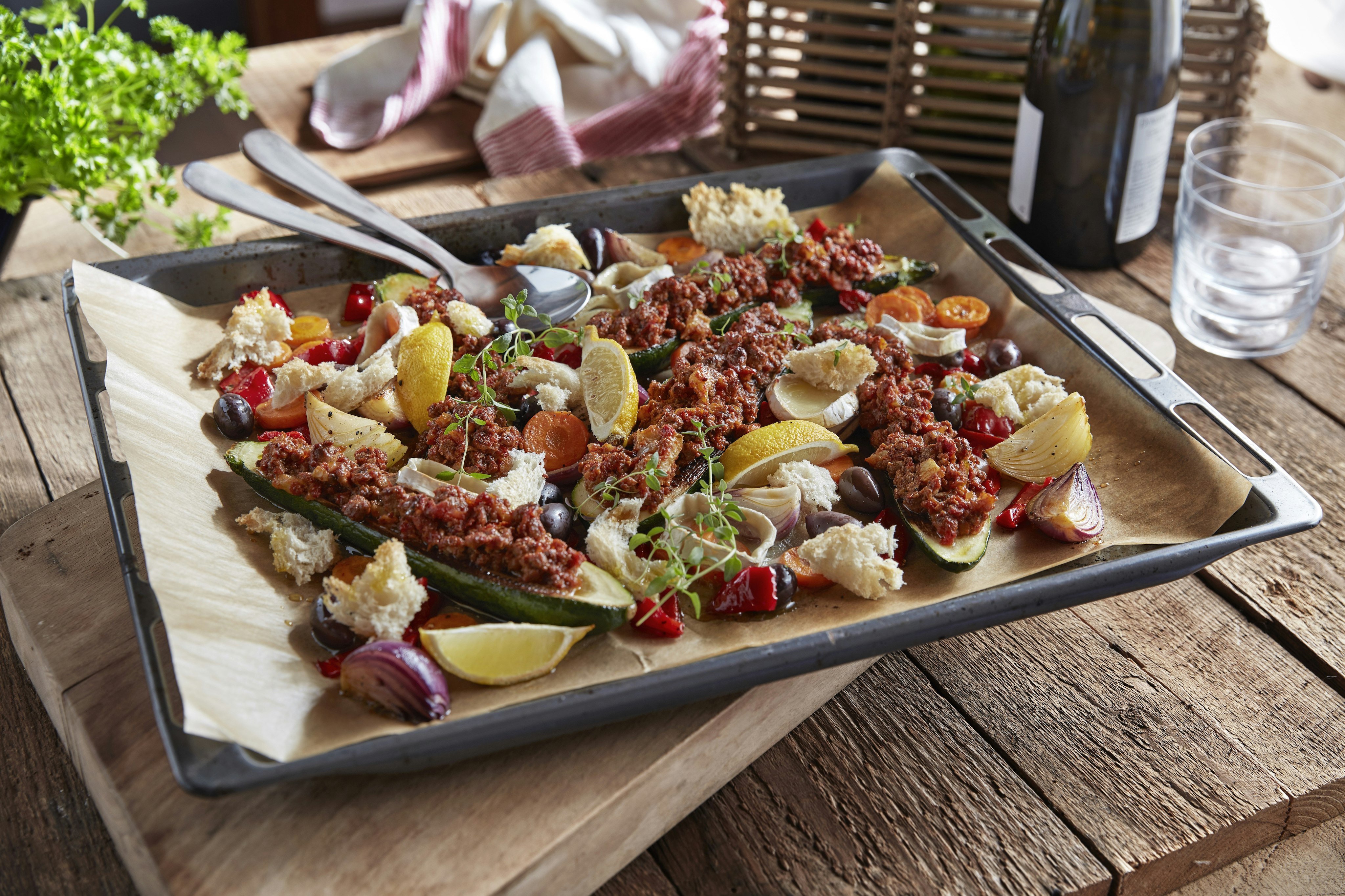 Squash med quornfärs och krispiga grönsaker