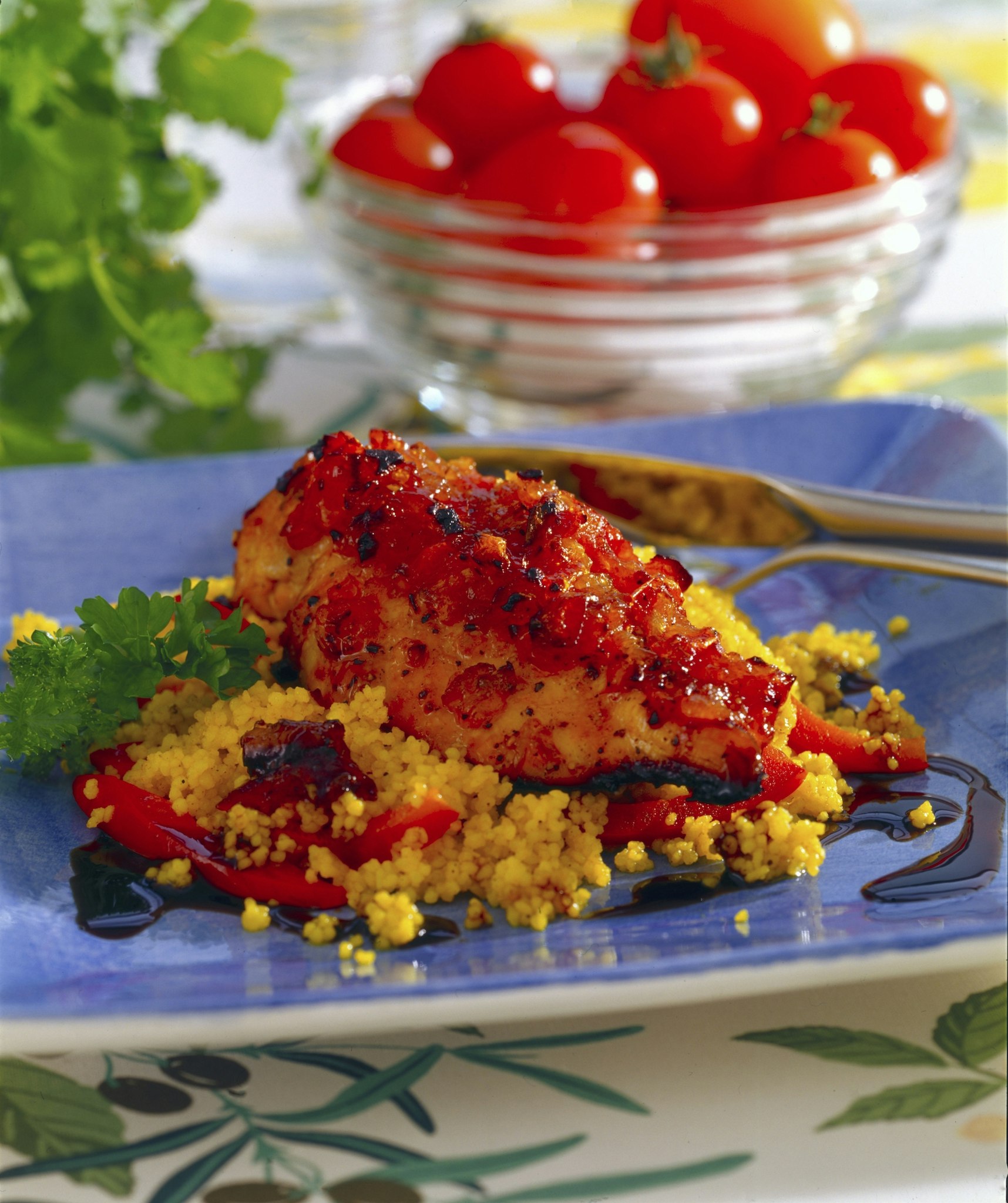 Stekt kycklingfilé med mango chutney-topping