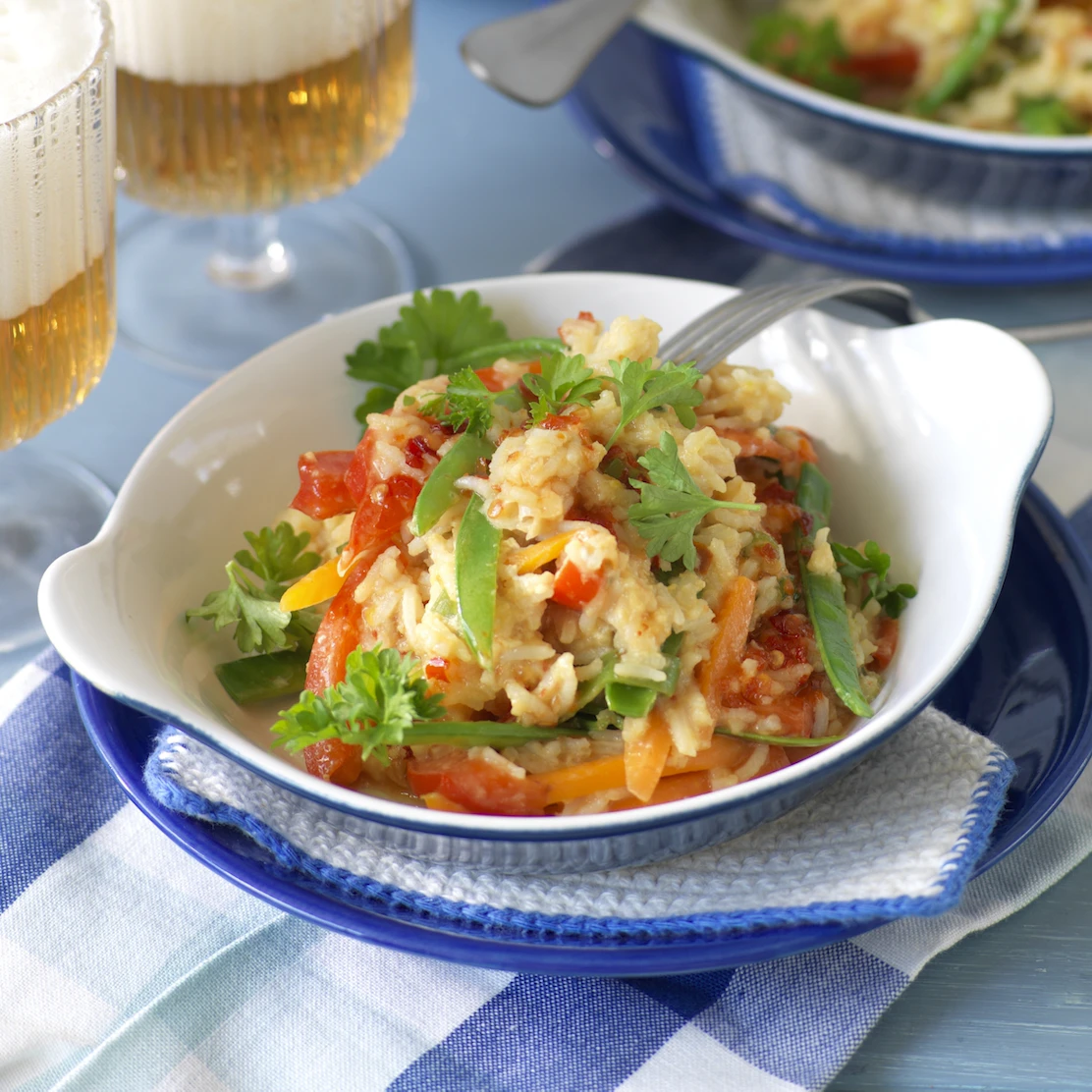 Stekt ris med grönsaker och ägg