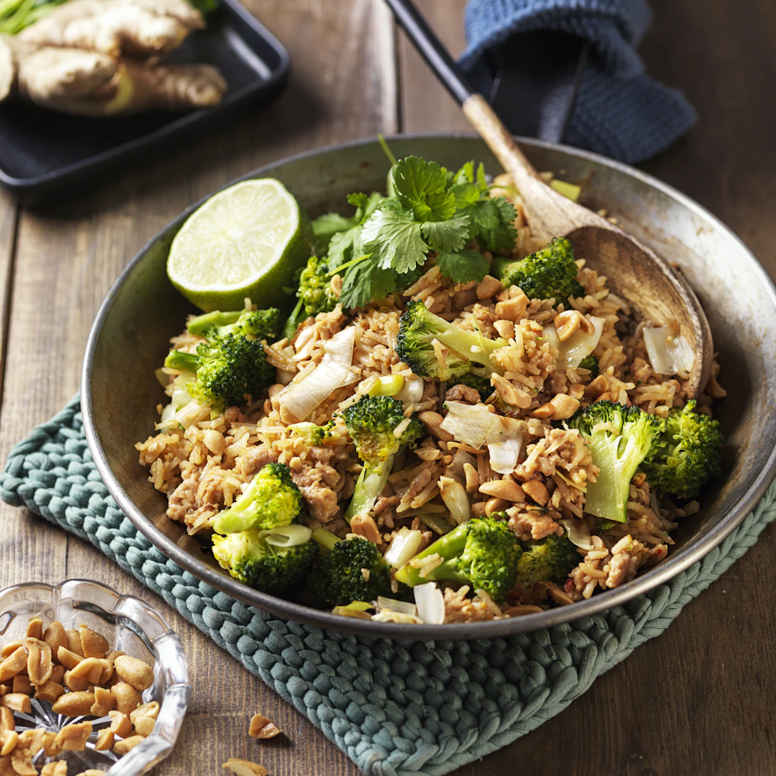 Stekt Ris Med Kycklingf rs Och Broccoli stekt-ris-med-kycklingf-rs-och-broccoli