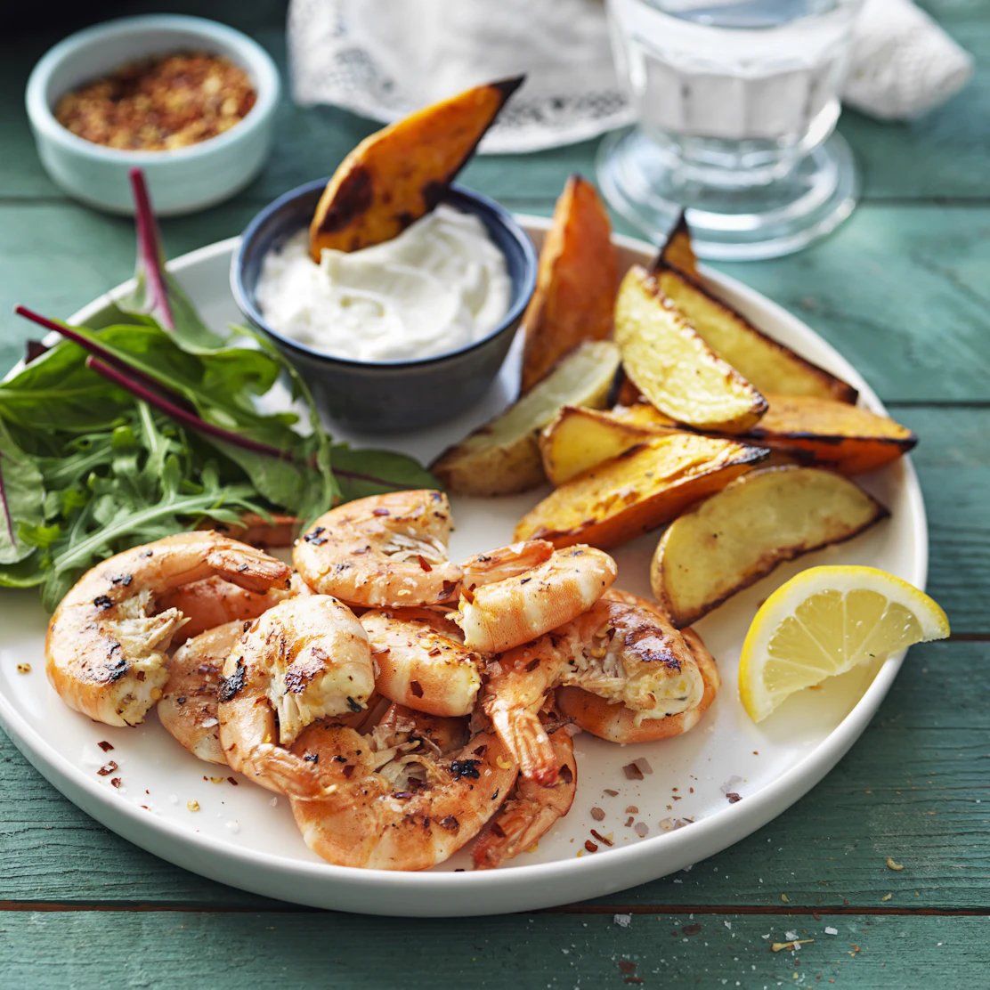 Skagencheesecake med räkor och kräftstjärtar