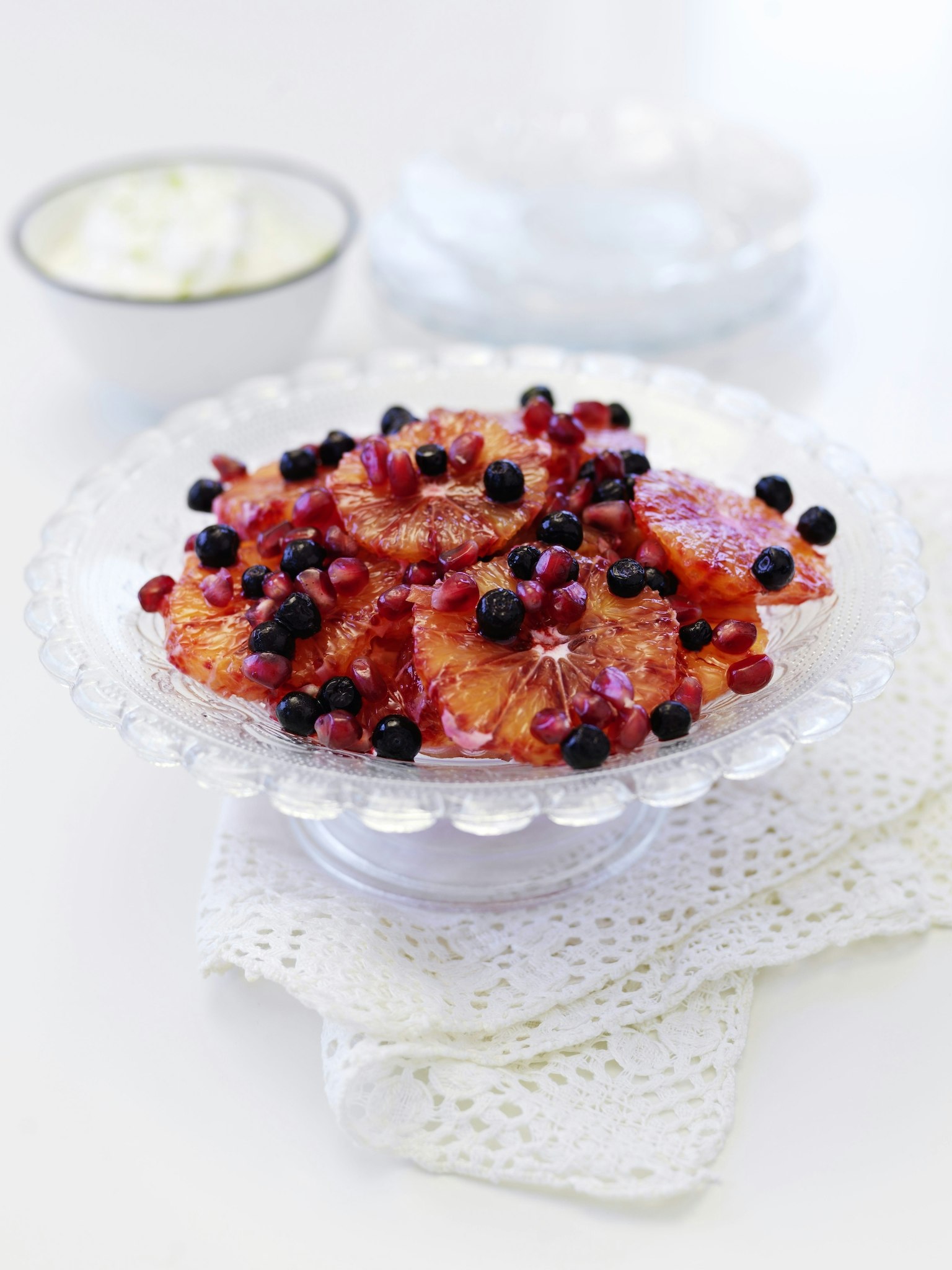 Supersallad med limeyoghurt