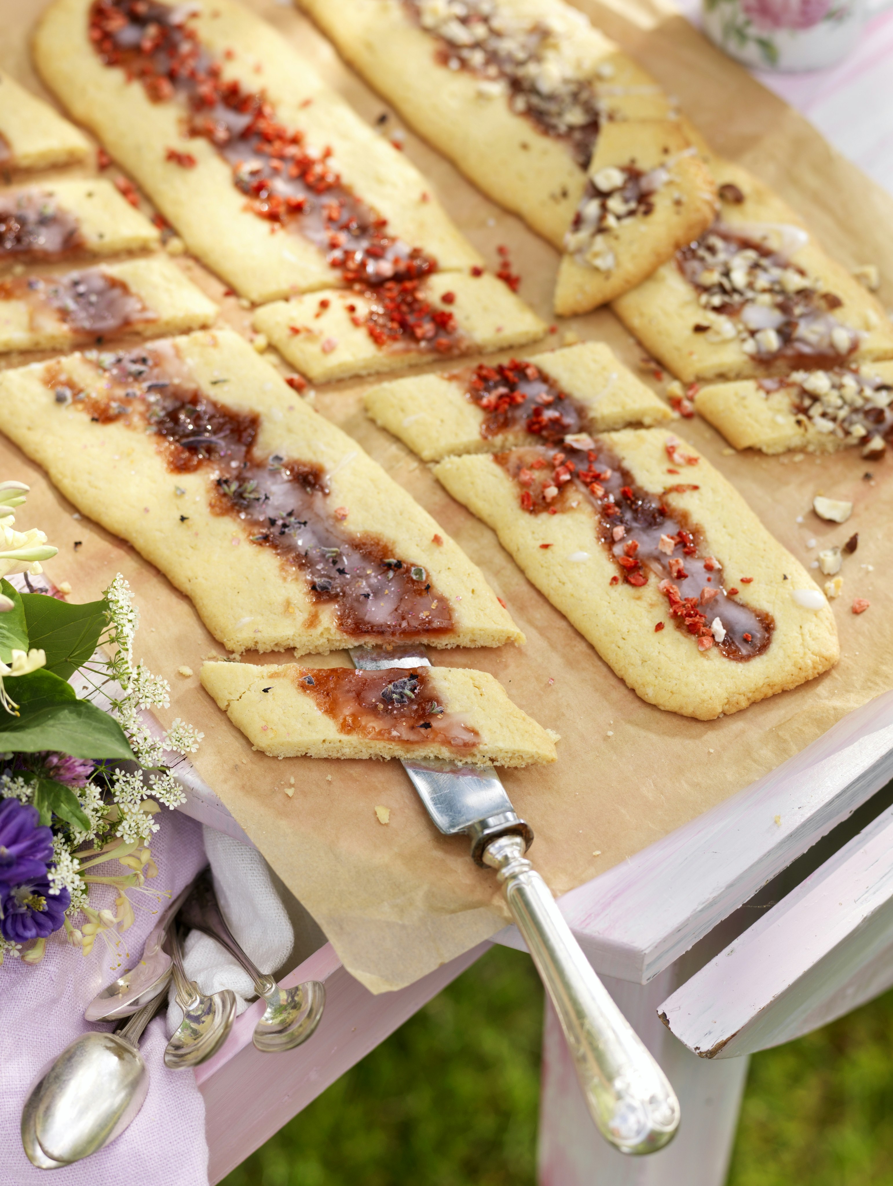 Syltlängder med jordgubbsmarmelad