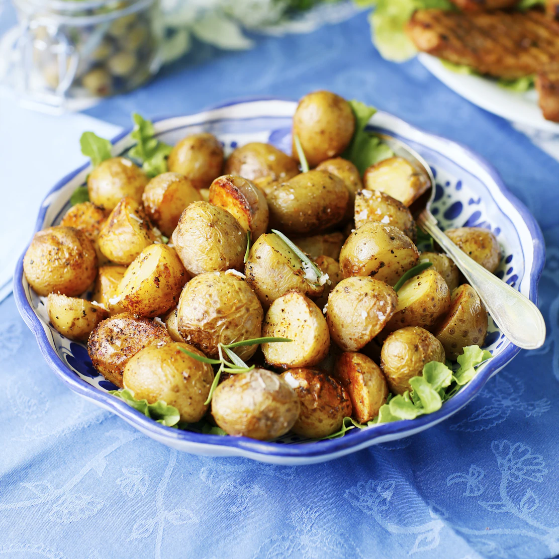 Ugnsstekt F rskpotatis Med Flingsalt ugnsstekt-f-rskpotatis-med-flingsalt