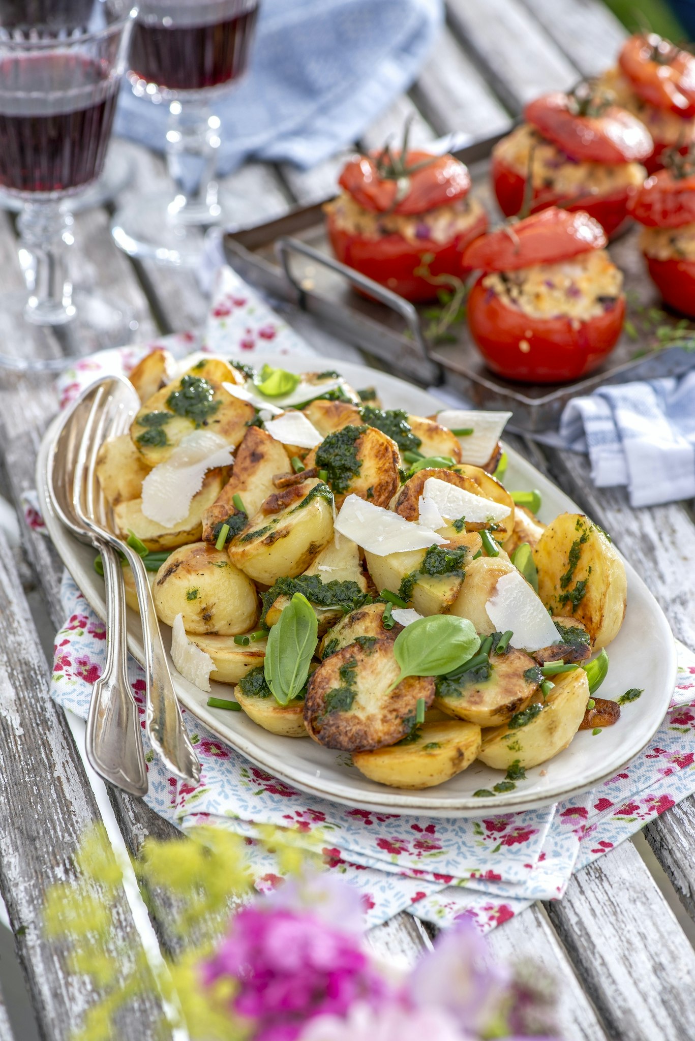 Vitlöksrostad potatis med örtolja