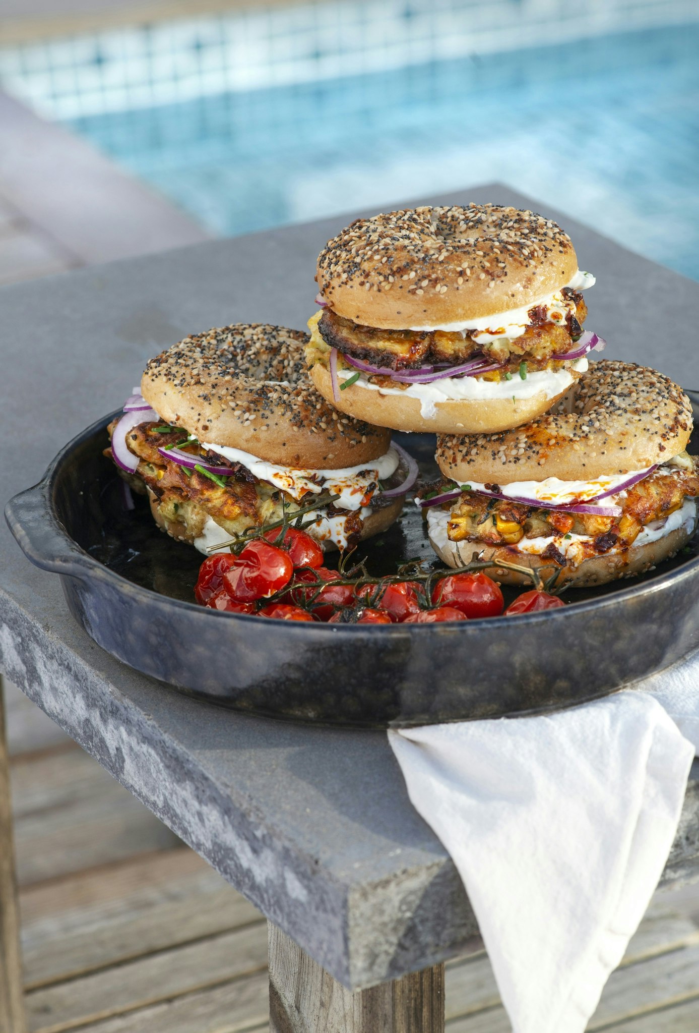 Bagel burgers med fritters
